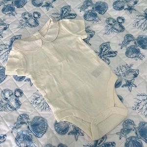 Baby Gap Peter Pan Round Collar Ribbed Short Sleeve Body Suit Size 12-18 Months